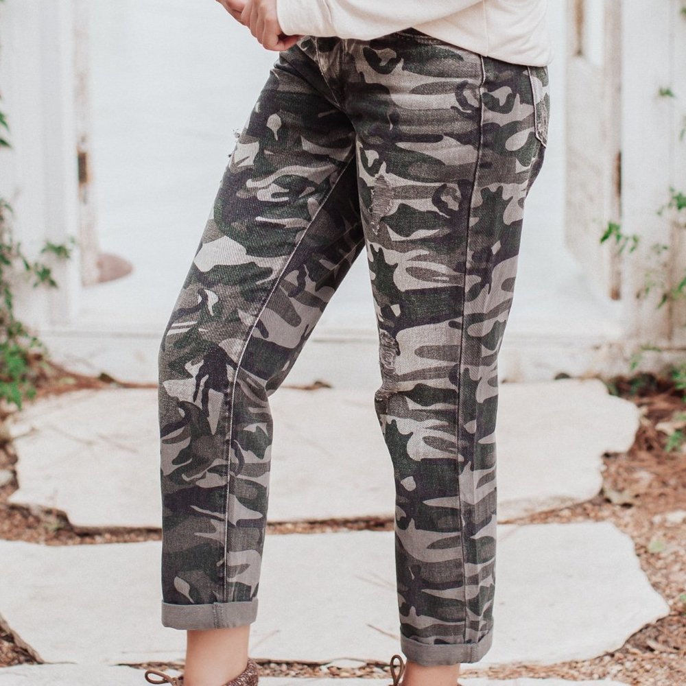 CLEARANCE Wilder Camo High Rise Boyfriend Jeans - Picture 4 of 8